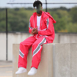 Conjunto Deportivo Personalizado con Capucha, Bordado e Impreso, de Poliéster/Algodón, Chaqueta con Cordón, Pantalones Deportivos con Franjas Laterales, para Gimnasio y Correr, Invierno - Product Image 4