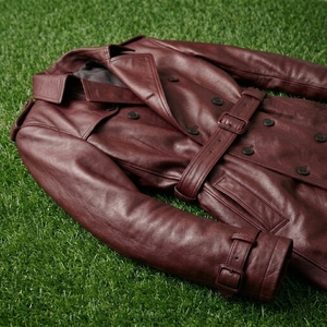 Abrigo de Cuero Marrón Vintage para Hombre, Transpirable, con Cierre de un Solo Botón, Diseño Color Block, Relleno de Plumón, con Cinturón - Product Image 4