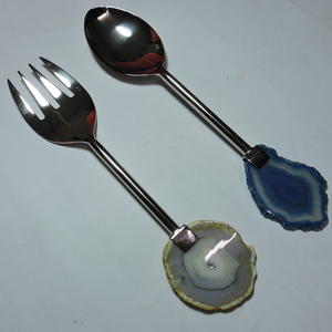 Cuchara de Acero Inoxidable con Mango de Resina, Diseño Nuevo, Hecha a Mano en India por Star Crafts, Juego de Cuchara y Tenedor para Servir Ensaladas - Product Image 2