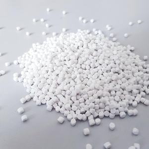 Masterbatch de Polietileno HDPE/LDPE/LLDPE Virgen con Relleno de PE/CACO3 hasta un 75% para la Fabricación de Bolsas de Compra, Tubos y Películas - Product Image 3