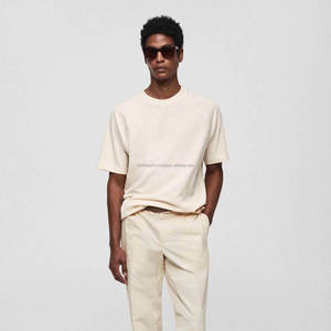 Fashion 100% Cotton Men's T-Shirts light WeightmManufacturing Custom Oversized Plain T-shirt comfort for Men on wholesale - Product Image 4