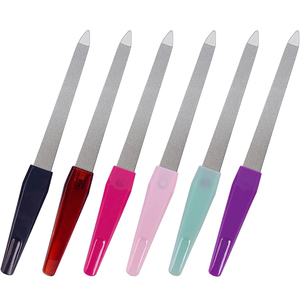 Fabricante mayorista de limas de uñas con mango de plástico, limas de uñas de acero inoxidable de grado quirúrgico, limas de uñas para manicura y belleza - Product Image 1