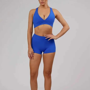 Ensemble de yoga 3 pièces pour femme grande taille, extensible dans quatre directions, respirant, antibactérien, écologique, uni, à manches longues, pour le sport, vente en gros - Product Image 1