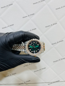 Montre de luxe Hip Hop avec cadran vert serti de diamants Moissanite, affichage de la date et chiffres arabes, bracelet en acier inoxydable - Product Image 4