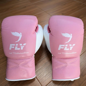 Guantes de boxeo Fly SuperLace Pro X 2 de cuero vacuno auténtico, guantes de boxeo personalizados para hombres, mujeres y niños, para entrenamiento y sparring. - Product Image 2
