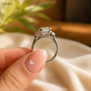 Anillo de Compromiso de Oro Amarillo Vermeil de 18K con Certificado GRA, Anillo de Promesa con Moissanita Halo y Diamante de Corte Brillante Redondo - Product Image 3