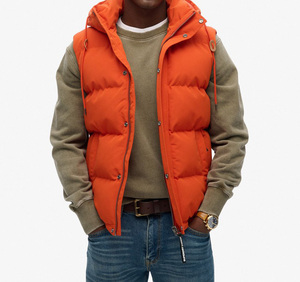 Gilet matelassé léger sans manches camouflage pour homme, chaud, pour l'extérieur, l'hiver, avec étiquette personnalisée sur le devant - Product Image 1