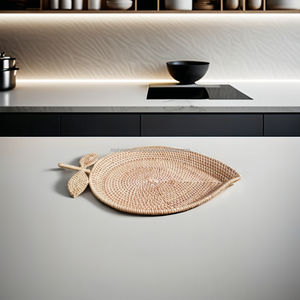 Plateau alimentaire en rotin feuille avec logo personnalisé de haute qualité avec manche en bois Table de service en gros du Vietnam - Product Image 2