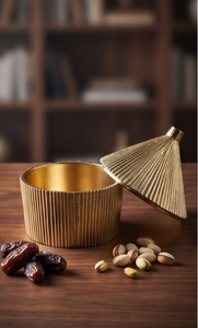 Elegante Caja Metálica Dorada con Patrón Acanalado para Almacenamiento de Frutas Secas y Dulces, Recipiente Cubierto para Mesa - Product Image 5