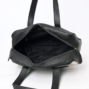 กระเป๋าเดินทางหนังวัวแท้พรีเมียม  แบบมีขน  ขนาดใหญ่  รุ่น LHTB-0016 - Product Image 4