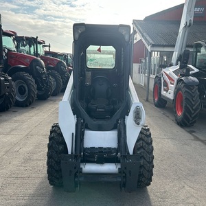 Minicargadora Bobcat S530 de Alto Rendimiento, Motor Diésel, Capacidad de 2500 kg, Capacidad de Trabajo Versátil para la Construcción - Product Image 4