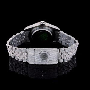 Reloj de Lujo para Hombre con Diamantes Moissanite, Cuarzo Analógico, Cristal de Zafiro, Movimiento ETA, Resistente al Agua 10m, Cierre Oculto - Product Image 4