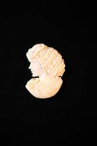 Natural Antique King Size Austrailian Opal With Rare Hand Made Carving Single Piece For Pendant & Locket Making - Product Image 3