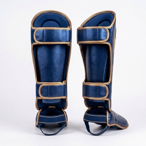 Protège-tibias de boxe professionnels noir et or en néoprène avec fermeture auto-agrippante, équipement de protection extensible unisexe pour adultes - Product Image 2