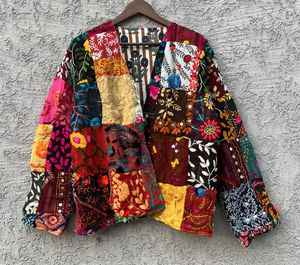 Chaqueta de Diseño Vintage con Bordado Phulkari, Chaqueta Phulkari Bordada a Mano, Ropa de Estilo Boho para Vacaciones - Product Image 6