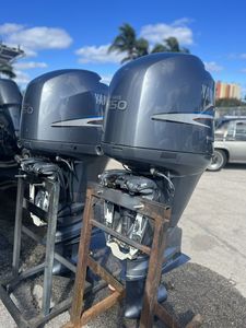 Los Más Vendidos, Envío Inmediato, Usados, Par de Motores Fuera de Borda de 2010, 150hp, 4 Tiempos, Eje de 25 Pulgadas, 402/405 Horas, con Accesorios - Product Image 2