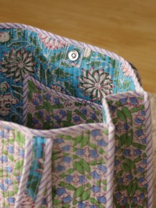 OEM Assorted Quilted Cotton Tote Bag Handmade <b>Block</b> Print Print Shoulder Bag Wholesale - Product Image 3