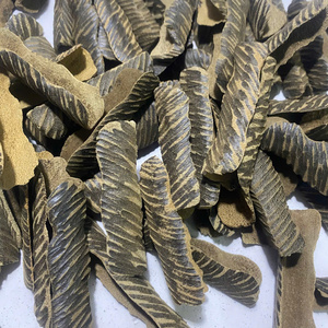 Encens en copeaux d'agarwood Oud Tigre Vietnamien, parfum boisé aromatique, élégant, pour la méditation et les rituels toute l'année, décoration. - Product Image 3