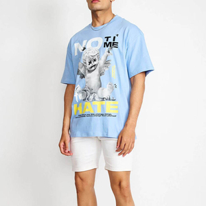 Camiseta estampada para hombre, camiseta informal con gráficos modernos, cuello redondo suave y cómodo, media manga, moda para el día a día, corte regular, elegante - Product Image 1