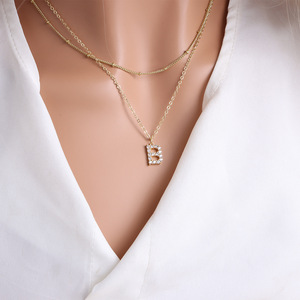 Collar de Doble Capa con 26 Letras de Alta Gama, Moda Popular para Europa y América, Cadena para Suéter de Nicho Transfronterizo - Product Image 1