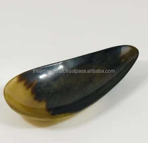 Cuenco de Servir Ovalado Hecho a Mano con Técnica de Cuerno Pulido Ecológico y Artesanal, Diseño Moderno y Natural - Product Image 1