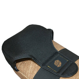 Protège-tibias en cuir de haute qualité OEM pour Muay Thai et Kick Boxing, rembourrage épais, pour l'entraînement de Taekwondo - Product Image 6