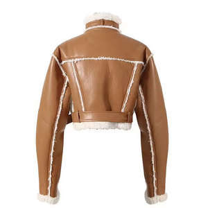 Blouson moto en cuir et peau lainée pour femme avec ceinture, col montant, chaud pour l'hiver, manches longues, style court - Product Image 2