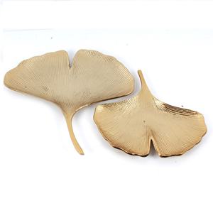 Ensemble de longs plateaux en aluminium moulé avec finition en laiton naturel Table de maison Plateau de service Design unique (lot de 2) - Product Image 6