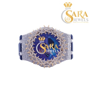 Reloj de Lujo de Alta Calidad en Acero Inoxidable Bicolor Oro Rosa con Correa de Goma, Completamente Adornado con Moissanita de la India - Product Image 2