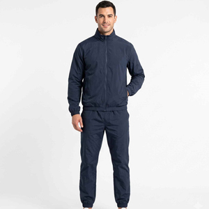 Conjuntos de Chándal de Nylon Personalizados para Hombre, Chaqueta Cortavientos Holgada con Franjas y Sudadera con Capucha Reflectante - Product Image 5