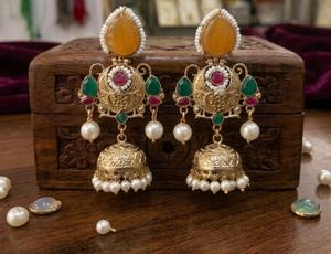 Pendientes de botón chapados en oro vintage con jade verde, circonita y perla de imitación, diseño de campana, estilo étnico para mujer, joyería de boda - Product Image 2