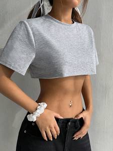 เสื้อครอปท็อปสำหรับฤดูร้อน ผ้าฝ้าย 100% ระบายอากาศได้ดี เสื้อผู้หญิงแบบเรียบ รับสกรีนโลโก้ พิมพ์ลาย DTG คอกลม แบบพื้นฐาน สำหรับออกกำลังกายและเล่นกีฬา - Product Image 5