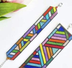 Pulseras Elegantes de Cuentas de Semillas, Hechas a Mano, Joyería con Cuentas, Pulseras Únicas, Hechas Completamente a Mano con Cuentas de Semillas Reales - Product Image 4