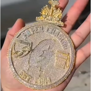 Bijoux de luxe en argent sterling 925, pendentif hip-hop personnalisé, testé au diamant, moissanite VVS glacée taille brillant GRA - Product Image 1