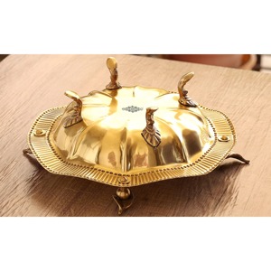 Bandeja de servir ovalada de metal dorado hecha a mano con asas pulidas y con diseño de pájaros, plato para bodas, bandeja para mesa de boda - Product Image 6