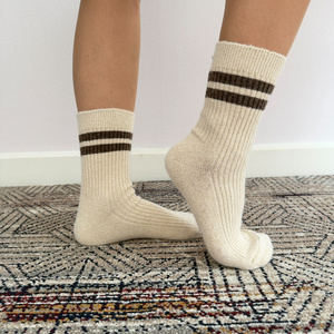 Chaussettes mi-mollet rayées marron crème pour femmes, tricotées côtelées, respirantes, pour usage quotidien - Product Image 5