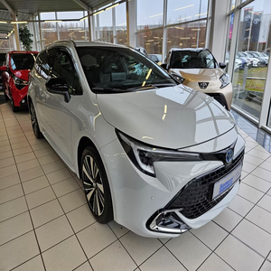 Toyota Corolla Touring Sports Hybrid Teamplayer 1.8 Tec Híbrido Familiar de Bajo Consumo, Vehículo Usado con Poco Kilometraje - Product Image 1
