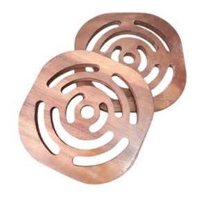 Sous-plat en bois d'olivier fait main en forme de cœur, épaisseur 5 mm, écologique, de luxe, pour plats chauds, décoration de cuisine, cadeau de déménagement - Product Image 3