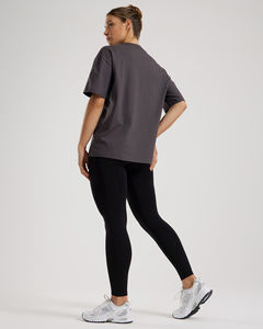 Camiseta de Mujer de Manga Corta Oversize con Diseño Único en Grafito, Transpirable, Ligera y 100% Algodón, Corte Holgado para Gimnasio y Entrenamiento - Product Image 4