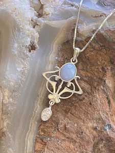 Pendentif élégant en argent sterling 925 plaqué or avec agate bleue naturelle d'Ellensburg pour femme - Product Image 4