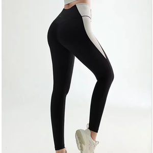 Leggings pour femmes personnalisés 2026, leggings respirants de qualité supérieure pour femmes, leggings pour femmes avec logo imprimé par sublimation personnalisée - Product Image 2