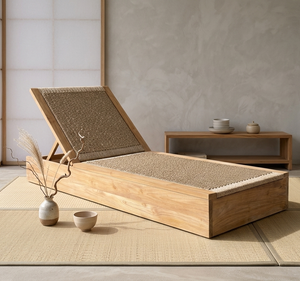 Tumbona Moderna Luna de Alta Calidad, Madera Sostenible, Tejido de Ratán Contemporáneo, Diseño Elegante, Plegable para Jardín o Villa - Product Image 2