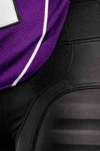 Maillot et short de football américain, uniforme sublimé, fabriqué au Pakistan, vêtements de sport, uniforme de football américain personnalisé. - Product Image 6