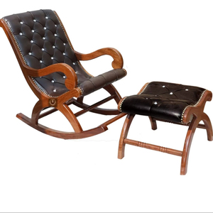Fauteuil à bascule en bois de Sheesham, artisanal et rembourré |   Fauteuil en bois avec accoudoirs, assise et dossier rembourrés pour salon - Product Image 1