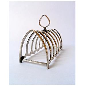 ที่วางขนมปังสแตนเลสสตีลอเนกประสงค์ทันสมัย ช่วยให้ขนมปังชิ้นต่างๆ อยู่ในตำแหน่งที่เหมาะสมและจัดวางอย่างสวยงาม เหมาะสำหรับอาหารบุฟเฟ่ต์และงานสังสรรค์ - Product Image 1