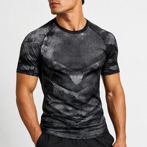T-shirt de sport à manches courtes pour homme, noir et gris, imprimé par sublimation, à séchage rapide, en polyester, haut de fitness pour adulte - Product Image 1