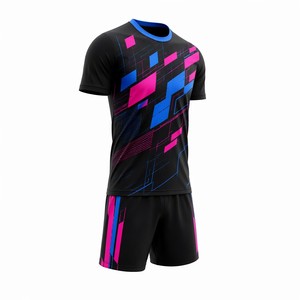 Conjunto de Camiseta de Fútbol para Hombre, Sublimada con Estampado Geométrico, Negro, Rosa y Azul, con Shorts Deportivos Transpirables - Product Image 3
