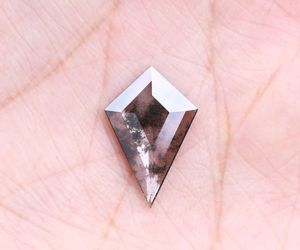 Diamante único de laboratorio con corte en forma de cometa de 2.60 ct, color sal y pimienta, perforado con láser, diamante de laboratorio suelto personalizado de color sal y pimienta. - Product Image 6