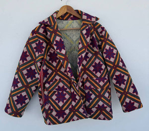 Veste Kantha en coton vintage faite à la main, réversible, matelassée, style bohème - Product Image 1