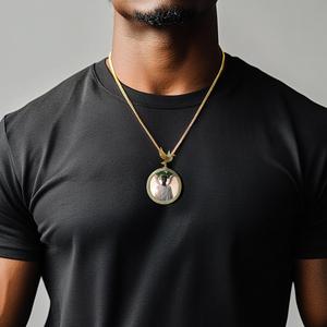 Pendentif oiseau en or massif et diamant naturel avec photo personnalisée, taille brillant ronde, design unique, certifié GRA - Product Image 5